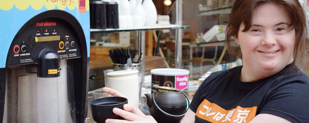 Annalie working at YO! Sushi