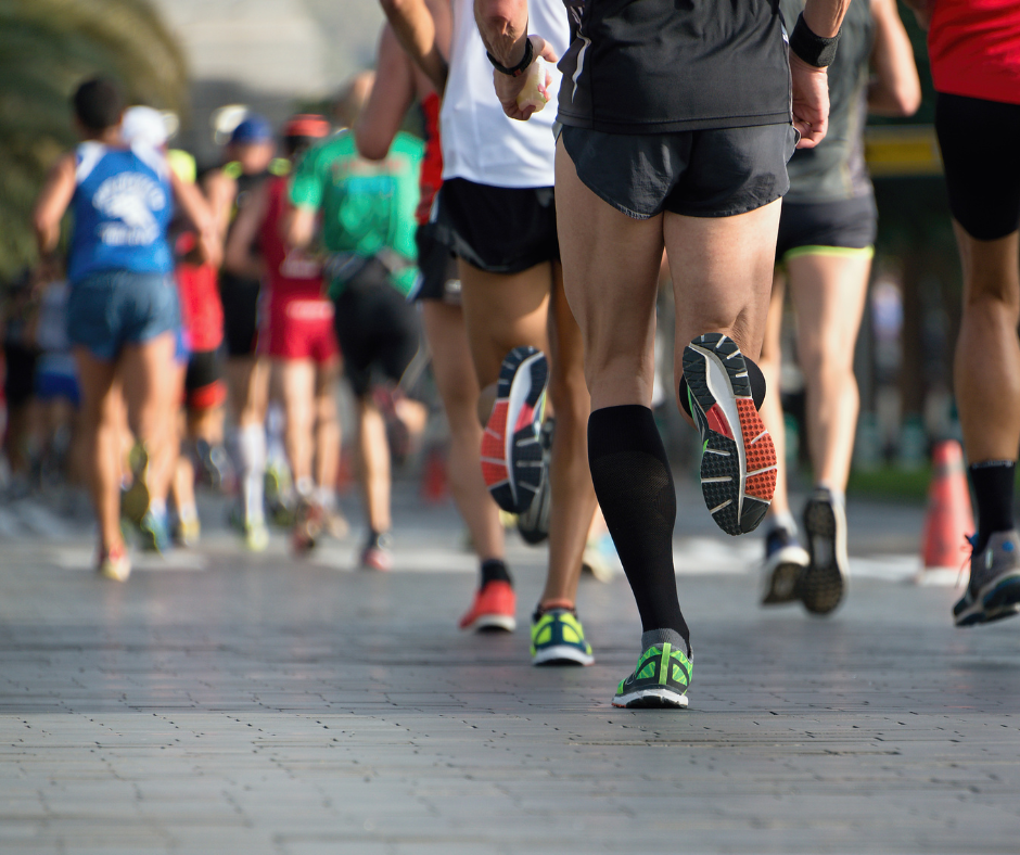 group of marathon runners